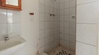 Main Bathroom - 4 square meters of property in Randpark Ridge