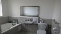 Main Bathroom - 5 square meters of property in South Beach