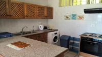 Kitchen - 9 square meters of property in Uvongo