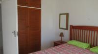 Bed Room 1 - 14 square meters of property in Uvongo