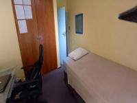 Bed Room 2 - 12 square meters of property in Wierdapark