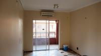 Lounges - 21 square meters of property in Karenpark