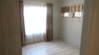 Bed Room 1 - 13 square meters of property in Parkwood