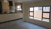 Dining Room - 21 square meters of property in Fourways