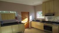 Kitchen of property in Alicedale