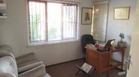 Bed Room 1 - 11 square meters of property in Bryanston