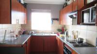 Kitchen - 16 square meters of property in Willow Park Manor