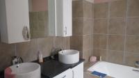 Main Bathroom - 12 square meters of property in Ramsgate