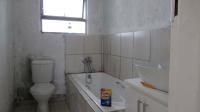 Bathroom 1 - 5 square meters of property in Westonaria