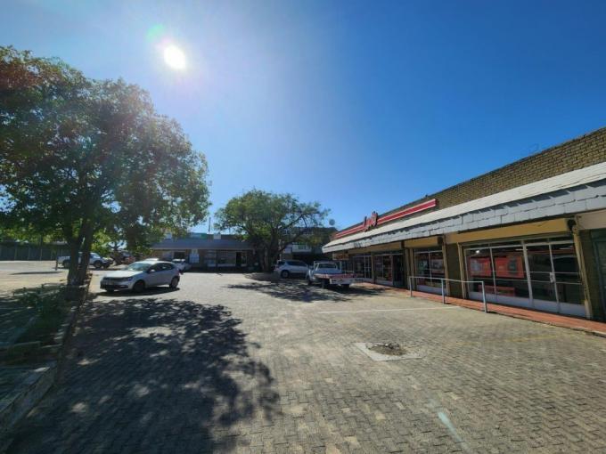 Commercial to Rent in Hoedspruit - Property to rent - MR515152