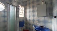 Bathroom 1 - 5 square meters of property in Ohenimuri