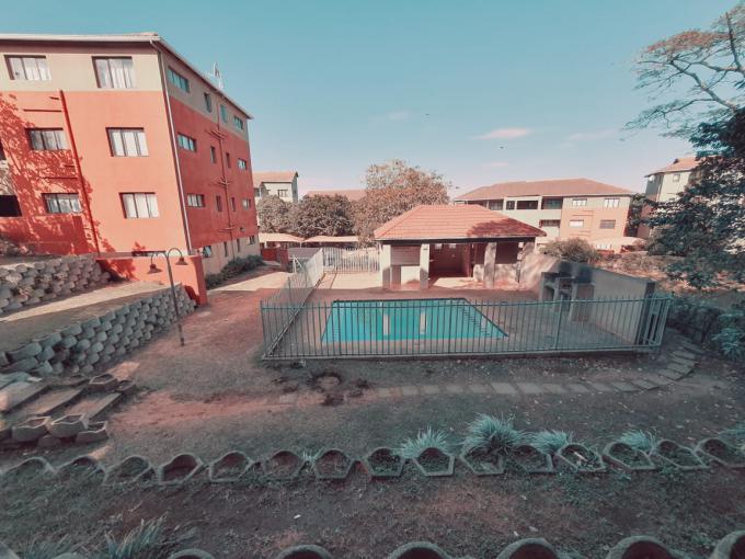 2 Bedroom Apartment for Sale For Sale in Montclair (Dbn) - MR521220