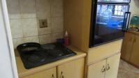 Kitchen - 13 square meters of property in Fairbreeze