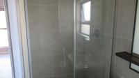 Main Bathroom - 4 square meters of property in Longmeadow Business Estate