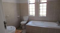 Main Bathroom - 9 square meters of property in Observatory - JHB