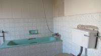 Bathroom 1 - 19 square meters of property in Erasmia