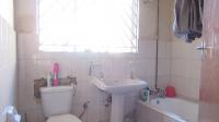 Main Bathroom - 6 square meters of property in Erasmia