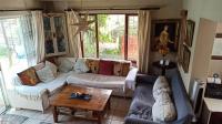 Lounges - 60 square meters of property in Lakeside (Capetown)