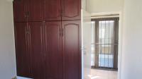Bed Room 3 - 14 square meters of property in Spruitview