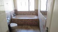 Bathroom 1 - 8 square meters of property in Spruitview