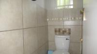 Bathroom 1 - 8 square meters of property in Garsfontein