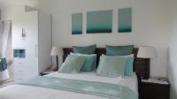 Bed Room 2 - 11 square meters of property in Port Edward
