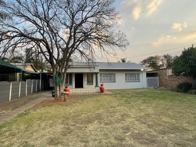 3 Bedroom House for Sale For Sale in Booysens - MR532388