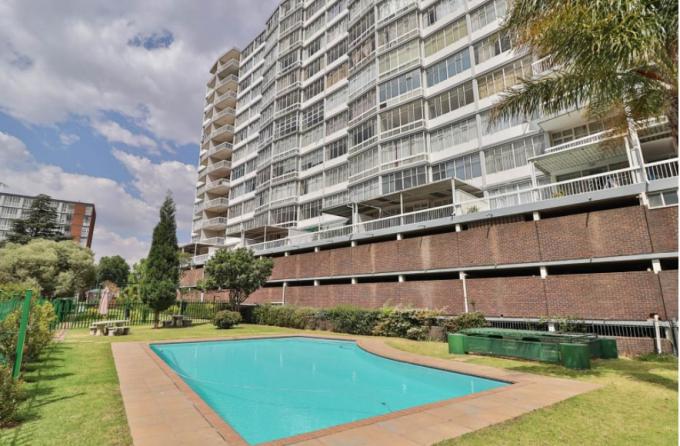 Apartment for Sale For Sale in Bedfordview - MR533458