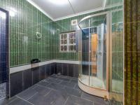 Bathroom 3+ of property in Avoca