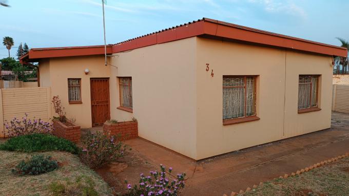 3 Bedroom House for Sale For Sale in Laudium - MR535768