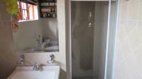 Main Bathroom - 9 square meters of property in Primrose Hill