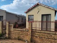 Front View of property in Thabong