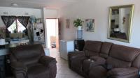 Lounges - 17 square meters of property in Northwold