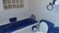 Bathroom 1 - 7 square meters of property in Primrose