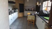 Kitchen - 22 square meters of property in Ruimsig