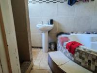Bathroom 1 of property in West Bank