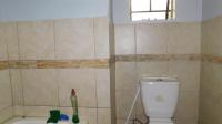 Bathroom 1 - 6 square meters of property in Dorandia