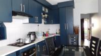 Kitchen - 17 square meters of property in Dorandia