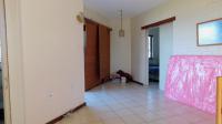 Lounges - 14 square meters of property in Uvongo