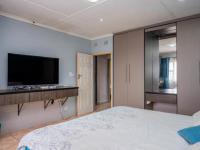 Main Bedroom - 20 square meters of property in Verulam 