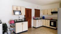 Kitchen - 19 square meters of property in Shallcross 