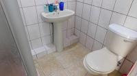Bathroom 1 - 4 square meters of property in Shallcross 