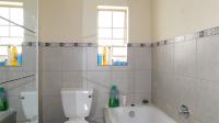 Bathroom 2 - 5 square meters of property in Andeon