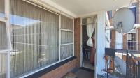 Balcony - 9 square meters of property in Rosettenville