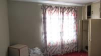 Bed Room 1 - 14 square meters of property in Lenasia South