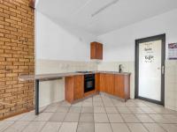 Kitchen - 11 square meters of property in Honey Park