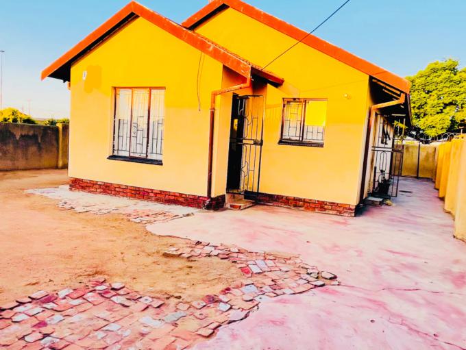 3 Bedroom House for Sale For Sale in Mabopane - MR548257