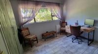 Bed Room 3 - 14 square meters of property in Delmas
