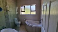 Bathroom 1 - 9 square meters of property in Delmas