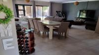 Dining Room - 16 square meters of property in Delmas
